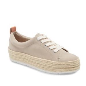 Treasure & Bond Sneaker